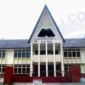 Foto: Tampak depan gedung HKBP Balaraja, Resort Citra Raya, Tangerang, Banten. Gereja yang memiliki sekitar 220 kepala keluarga tersebut kini menjadi sorotan di tengah polemik mutasi Pdt Marganda Tampubolon serta tuntutan jemaat agar pimpinan HKBP membuka secara transparan alasan pemindahan dan persoalan pengelolaan aset gereja.