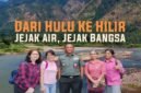 Foto: Sejumlah peserta Ekspedisi Cicatih Elpala SMA Negeri 68 Jakarta berfoto bersama di kawasan hulu sungai dengan latar perbukitan. Ekspedisi yang melibatkan alumni dan anggota aktif Elpala tersebut menjadi bagian dari perjalanan mengenal alam sekaligus menanamkan nilai cinta tanah air, kepedulian lingkungan, dan semangat bela negara kepada generasi muda. Pemutaran perdana film dokumenter perjalanan tersebut digelar di SMA Negeri 68 Jakarta.