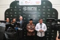 Kementerian Ketenagakerjaan (Kemnaker) menyiapkan kompetensi tenaga kerja untuk menangkap peluang penciptaan lapangan kerja hijau atau green jobs yang diproyeksikan mencapai 5,3 juta hingga 9 juta lapangan kerja baru dalam 5-10 tahun ke depan.
