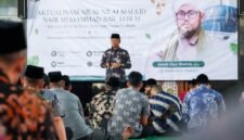 Foto: Wali Kota Administrasi Jakarta Timur Munjirin memberikan sambutan pada kegiatan Aktualisasi Nilai-Nilai Maulid Nabi Muhammad SAW 1448 H di Masjid Baitul Muhyi, Kantor Wali Kota Jakarta Timur, Kamis (3/9/2026).