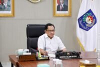 Menteri Dalam Negeri (Mendagri) Muhammad Tito Karnavian mengimbau pemerintah daerah (Pemda) di wilayah yang terdampak sebaran abu erupsi Gunung Anak Krakatau untuk meningkatkan kewaspadaan. Pemda diminta terus memantau perkembangan situasi dan menyesuaikan layanan publik dengan kondisi daerah masing-masing.