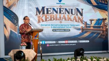 Menteri Koordinator Bidang Pembangunan Manusia dan Kebudayaan (Menko PMK) Pratikno mendorong penguatan kemandirian industri obat dalam negeri dengan mengoptimalkan kekayaan hayati Indonesia yang dipadukan dengan kemajuan riset dan bioteknologi.
