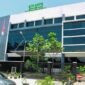 Foto: Gedung Kantor Pertanahan (Kantah) Kota Administrasi Jakarta Utara, terlihat dari sisi depan, Selasa (15/9/2026). Di tengah polemik dugaan pemblokiran nomor WhatsApp sejumlah wartawan oleh pejabat Kantah Jakarta Utara, pihak BPN menegaskan komunikasi dengan insan pers tetap terbuka melalui jalur resmi kehumasan