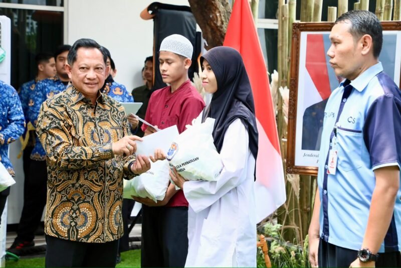 Menteri Dalam Negeri (Mendagri) Muhammad Tito Karnavian mendorong pengelolaan wilayah perbatasan diperkuat agar kawasan tersebut menjadi pusat pertumbuhan ekonomi, pemerataan keadilan, dan peningkatan kesejahteraan masyarakat.