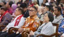 Foto: Pramono didampingi Wali Kota Administrasi Jakarta Pusat Arifin. Ketua Umum PMI Pusat Jusuf Kalla turut hadir dalam agenda peresmian gedung yang akan menjadi pusat kegiatan operasional PMI DKI Jakarta.