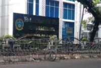 Foto: Gedung DPRD Sumatera Utara tampak dari luar di tengah mencuatnya polemik seleksi calon anggota Komisi Penyiaran Indonesia Daerah (KPID) Sumut periode 2026–2029.