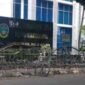 Foto: Gedung DPRD Sumatera Utara tampak dari luar di tengah mencuatnya polemik seleksi calon anggota Komisi Penyiaran Indonesia Daerah (KPID) Sumut periode 2026–2029.