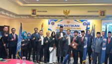 Foto: Ketum DePA-RI, TM Luthfi Yazid, usai melantik pengurus DPC DePA-RI Kota Surakarta, Boyolali, Karanganyar, Sragen, Wonogiri dan Kutoharjo.