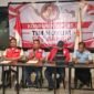 Foto: Tim Hukum DPP Barisan Relawan Jokowi Presiden (BARA JP) menggelar konferensi pers terkait catatan hukum atas Permohonan PHPU Nomor 01/PHPU.PRES-XXIV/2026 di Jakarta Selatan