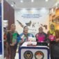 Karya kreatif Warga Binaan Pemasyarakatan (WBP) tak lagi sekadar aktivitas untuk mengisi waktu di balik tembok lapas dan rutan. Melalui tangan-tangan terampil para WBP, beragam produk kriya kini mulai dibawa ke panggung pameran dan dibidik untuk menembus pasar nasional hingga mancanegara.