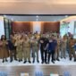 Foto: Pengurus dan anggota Pokja PWI Wali Kota Jakarta Timur bersama jajaran Pemerintah Kecamatan Kramat Jati berfoto bersama usai audiensi di Kantor Kecamatan Kramat Jati, Jakarta Timur, Senin (28/9/2026).
