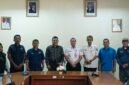 Foto: Jajaran Kelompok Kerja (Pokja) PWI Wali Kota Jakarta Timur berfoto bersama jajaran Kecamatan Jatinegara usai menggelar audiensi di Kantor Kecamatan Jatinegara, Jakarta Timur.