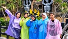 Foto: Suasana penuh keceriaan mewarnai perayaan ulang tahun Aeyra Shahira yang genap berusia 13 tahun, memilih merayakan hari istimewanya dengan cara yang berbeda, yakni menikmati berbagai wahana permainan di Dunia Fantasi (Dufan), Ancol, Jakarta, bersama teman-teman dekatnya, Minggu (13/9/2026). (Dok: Istimewa)