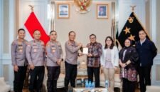 Foto: Kapolda Metro Jaya Komjen Pol. Asep Edi Suheri menerima audiensi jajaran pimpinan DPRD DKI Jakarta di Gedung Promoter Polda Metro Jaya, Selasa (15/9/2026). (Dok: Istimewa)