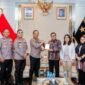 Foto: Kapolda Metro Jaya Komjen Pol. Asep Edi Suheri menerima audiensi jajaran pimpinan DPRD DKI Jakarta di Gedung Promoter Polda Metro Jaya, Selasa (15/9/2026). (Dok: Istimewa)