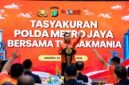 Foto: Ketua Umum The Jakmania, Aditya, dalam kegiatan tasyakuran bersama jajaran Polda Metro Jaya di Jakarta, Selasa (22/9/2026). (Istimewa)
