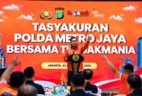 Foto: Ketua Umum The Jakmania, Aditya, dalam kegiatan tasyakuran bersama jajaran Polda Metro Jaya di Jakarta, Selasa (22/9/2026). (Istimewa)