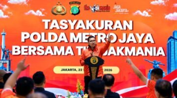 Foto: Ketua Umum The Jakmania, Aditya, dalam kegiatan tasyakuran bersama jajaran Polda Metro Jaya di Jakarta, Selasa (22/9/2026). (Istimewa)