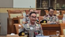 Komjen Pol Suyudi Ario Seto selangkah lagi memimpin Korps Bhayangkara. Komisi III DPR RI secara aklamasi menyetujui Kepala Badan Narkotika Nasional (BNN) itu sebagai calon Kapolri untuk menggantikan Jenderal Pol. Listyo Sigit Prabowo.