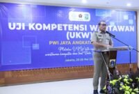 Foto: Wali Kota Administrasi Jakarta Pusat Drs.Arifin M A.P ketika membuka pelaksanaan UKW Angkatan ke-65 PWI Jaya, medio Mei 2026 lalu.