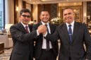 Foto: Tiga putra Amanatun, Dr. Marten Tualaka, S.H., M.Si., Roby Alunat, SE.MM., dan Wilber Petrus Ottu, S.H., menunjukkan komitmen bersama dalam memperkuat perjuangan pembentukan Kabupaten Amanatun sebagai Daerah Otonomi Baru (DOB).