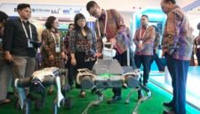 PT PLN (Persero) memperkuat infrastruktur ketenagalistrikan untuk menopang pertumbuhan industri pusat data (data center) di Indonesia yang terus meningkat seiring perkembangan kecerdasan artifisial (Artificial Intelligence/AI) dan transformasi digital.
