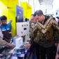 Kementerian Usaha Mikro, Kecil, dan Menengah (UMKM) memperkuat peran lembaga inkubator untuk mencetak wirausaha berkualitas dan berdaya saing. Langkah ini dilakukan melalui pendampingan berkelanjutan, penguatan inovasi, akses pembiayaan, serta perluasan pasar bagi pelaku UMKM.
