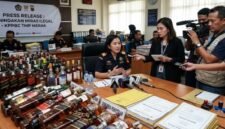 Foto: Miras Koleksi Warga Ditahan, Tanda Terima Tak Diberikan hingga Rencana Pemusnahan Dipertanyakan