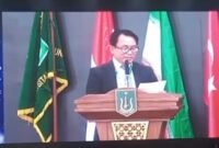 Foto: Ketua Pelaksana The 3rd International Conference on Global Issues (ICGI) 2026, Dr. Robi Nurhadi, menyampaikan sambutan dalam konferensi internasional bertema Beyond 2030: Redefining Global Resilience in the Age of Polycrisis di Auditorium Cyber Universitas Nasional (UNAS), Jakarta.