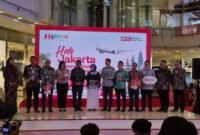 Foto: Sejumlah perwakilan Malaysia Healthcare Travel Council (MHTC), rumah sakit, dan mitra pariwisata berfoto bersama saat pembukaan Malaysia Healthcare Expo (MHX) Jakarta 2026 di Laguna Atrium, Central Park Mall, Jakarta Barat, Jumat (16/10/2026).
