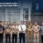 Foto: Hakim Pengawas dan Pengamat (Wasmat) Pengadilan Negeri Stabat bersama jajaran Rumah Tahanan Negara (Rutan) Tanjung Pura berfoto bersama usai kunjungan kerja di Rutan Tanjung Pura, Kabupaten Langkat, Sumatera Utara, Jumat (16/10/2026). 