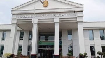 Foto: Gedung Pengadilan Negeri Jakarta Timur, tempat berlangsungnya proses persidangan perkara tindak pidana.