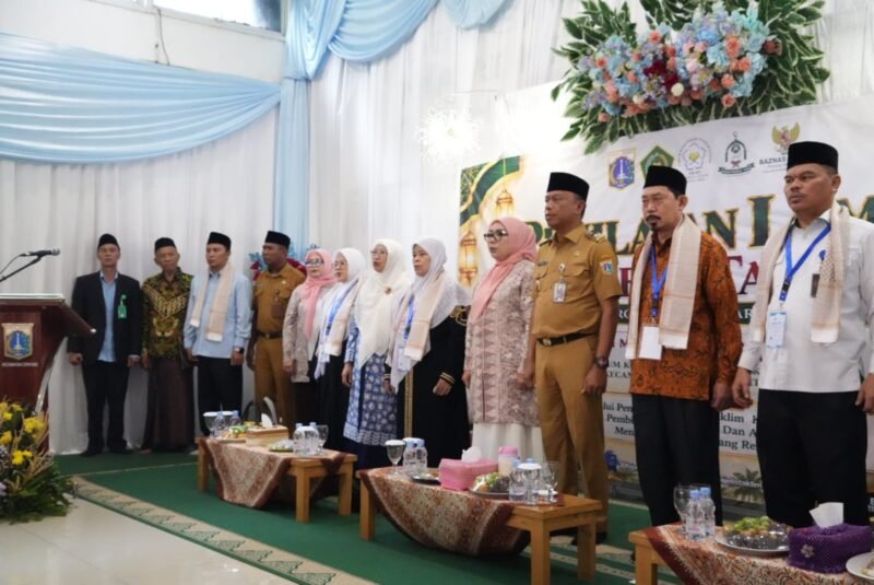 Foto: Wali Kota Administrasi Jakarta Timur Munjirin bersama jajaran pejabat dan pengurus Forum Komunikasi Majelis Taklim (FKMT) menghadiri kegiatan penilaian Lomba Majelis Taklim Tingkat Provinsi DKI Jakarta 2026 di Majelis Taklim Al Fajar, Kelurahan Munjul, Kecamatan Cipayung, Jakarta Timur, Selasa (20/10/2026).
