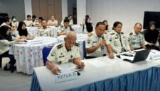 Foto: Petugas Rumah Tahanan Negara (Rutan) Kelas IIB Tanjung Pura mengikuti proses verifikasi Anugerah Pembangunan Budaya Integritas (APBI) 2026 secara daring, Rabu (21/10/2026).