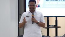 Foto: Pakar maritim DR. Capt. Marcellus Hakeng Jayawibawa menyampaikan pandangannya terkait keselamatan pelayaran dan penanganan krisis maritim. 