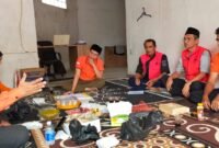 Foto: Jajaran pengurus Dewan Pimpinan Daerah (DPD) Partai Gerakan Rakyat (PGR) Kabupaten Sukabumi menggelar rapat konsolidasi internal di Kantor Sekretariat DPD PGR, Legos, Cicurug, Kabupaten Sukabumi.