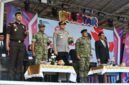 Foto: Sejumlah pejabat TNI, Polri, dan unsur pemerintah menghadiri kegiatan peringatan Sumpah Pemuda ke-98 Tahun 2026 di Kota Batam.