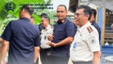 Foto: Kepala Kantor Wilayah Direktorat Jenderal Pemasyarakatan Sumatera Utara, Jalu Yuswa Panjang, didampingi Kepala Rutan Kelas IIB Tanjung Pura, Fransisco Pandia, meninjau pengembangan program ketahanan pangan di Rutan Tanjung Pura, Kabupaten Langkat, Kamis (29/10/2026).