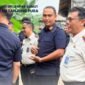 Foto: Kepala Kantor Wilayah Direktorat Jenderal Pemasyarakatan Sumatera Utara, Jalu Yuswa Panjang, didampingi Kepala Rutan Kelas IIB Tanjung Pura, Fransisco Pandia, meninjau pengembangan program ketahanan pangan di Rutan Tanjung Pura, Kabupaten Langkat, Kamis (29/10/2026). 