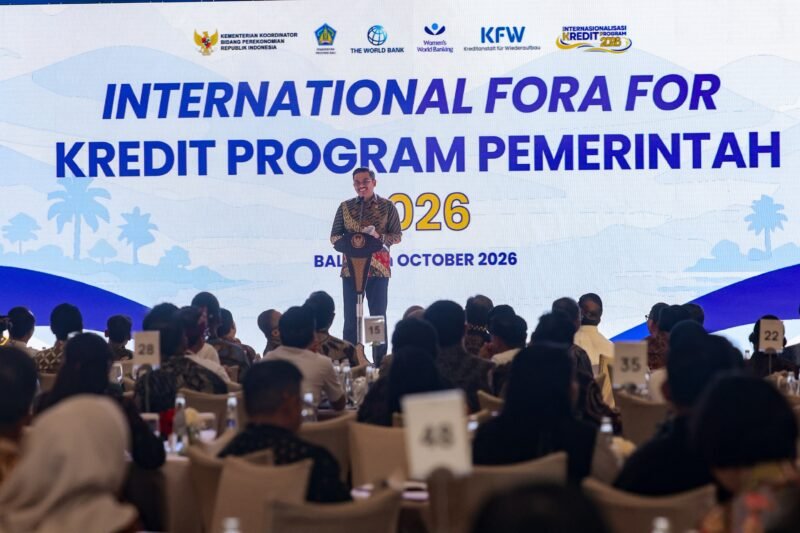 Menteri Usaha Mikro, Kecil, dan Menengah (UMKM) Maman Abdurrahman menyebut Kredit Usaha Rakyat (KUR) menjadi instrumen strategis pemerintah untuk memperluas akses pembiayaan produktif sekaligus mendorong pengusaha UMKM meningkatkan kapasitas usaha.
