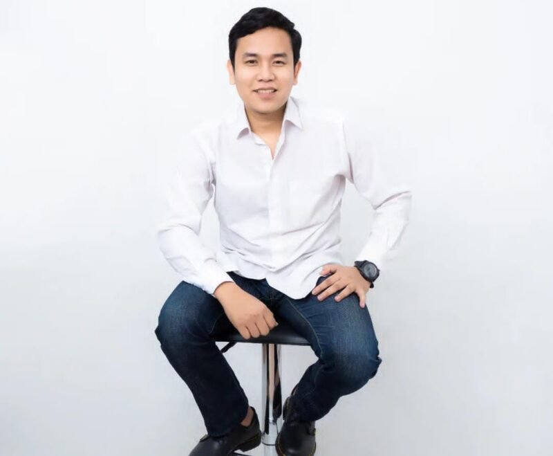 Foto: Lukman Hakim, SH. MH (dosen tetap universitas pamulang, Menatap Masa Depan dengan Optimisme