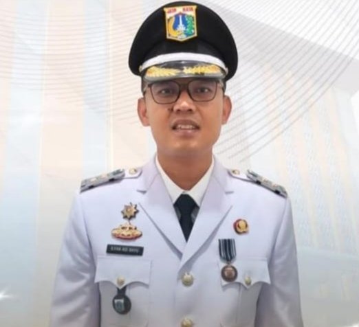 Foto: Lurah Senen Ilyan Adi Bayu.