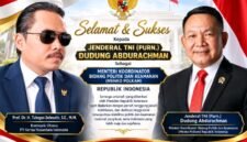 Foto: Komisaris Utama PT Kertas Nusantara Indonesia, Prof. Dr. H. Tubagus Bahrudin, S.E., M.M., menyampaikan ucapan selamat kepada Jenderal TNI (Purn.) Dudung Abdurachman atas kepercayaan yang diberikan Presiden Prabowo Subianto untuk mengemban amanah sebagai Menteri Koordinator Bidang Politik dan Keamanan (Menko Polkam) Republik Indonesia. (Istimewa)