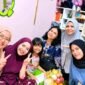 Foto: Kelas 4B SDN Bidara Cina 01 Pagi Buktikan Arti Kekeluargaan Lewat Kunjungan kepada Safa. (Istimewa)