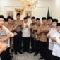 Foto: Pertemuan Kapolri dengan Ketua Umum PBNU KH Abdul Hakim Mahfudz atau Gus Kikin beserta jajaran di kantor PBNU, Kamis (29/10/2026). (Istimewa)