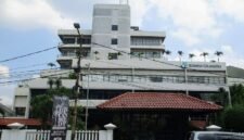 Foto: Gedung Kompas Gramedia di Jakarta. (Wikipedia)